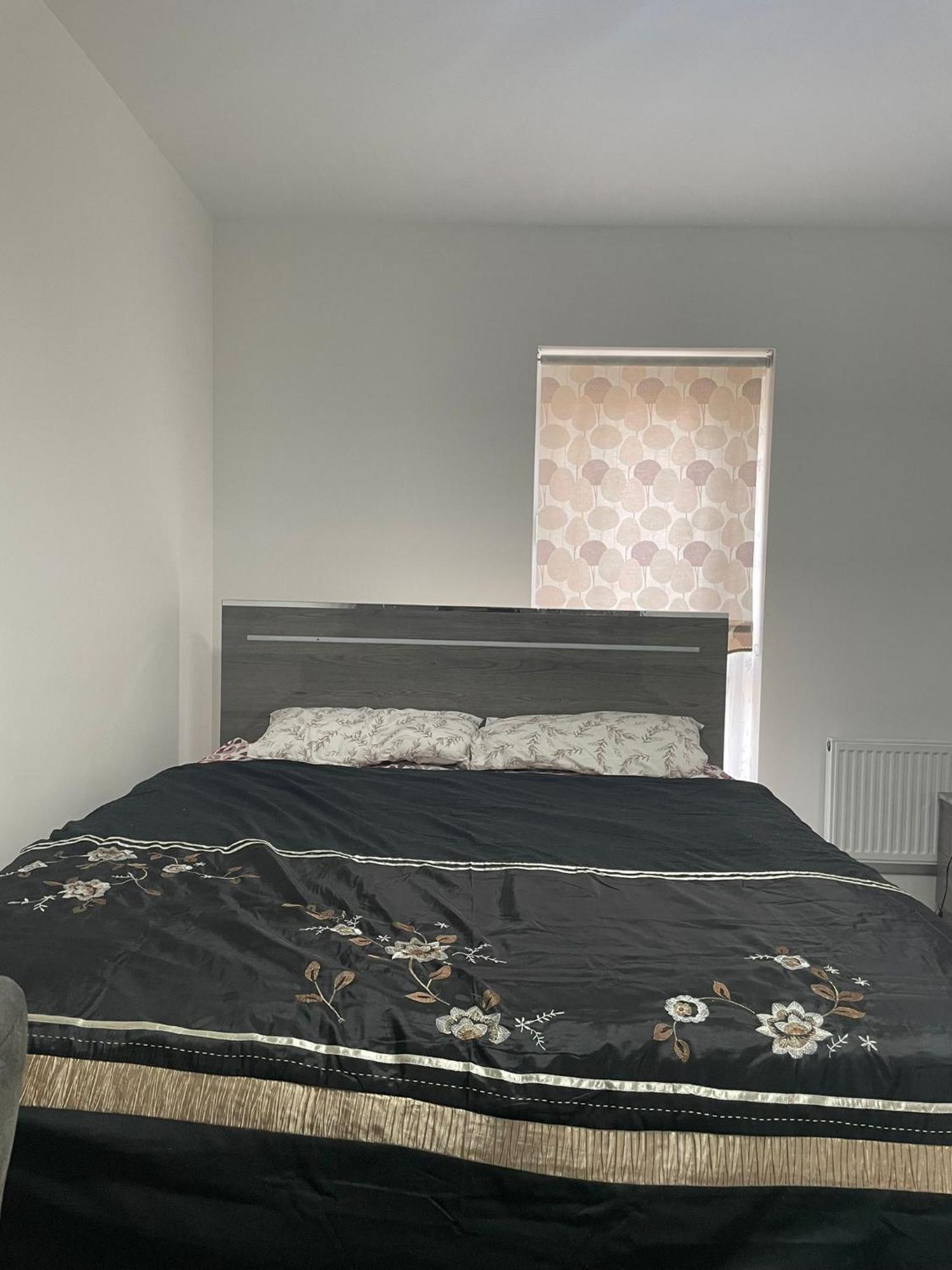 Rendezvous Apartment Romford Bagian luar foto