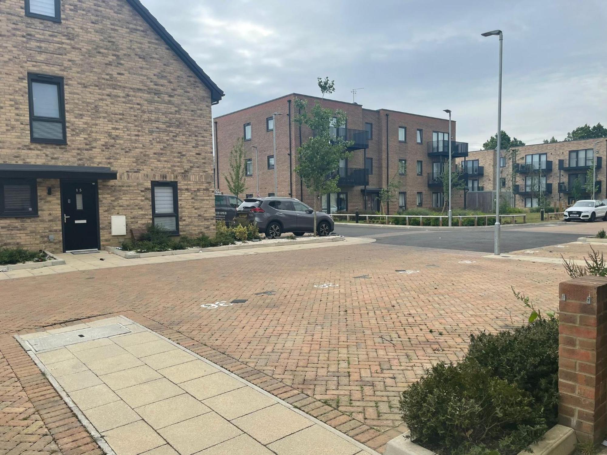 Rendezvous Apartment Romford Bagian luar foto