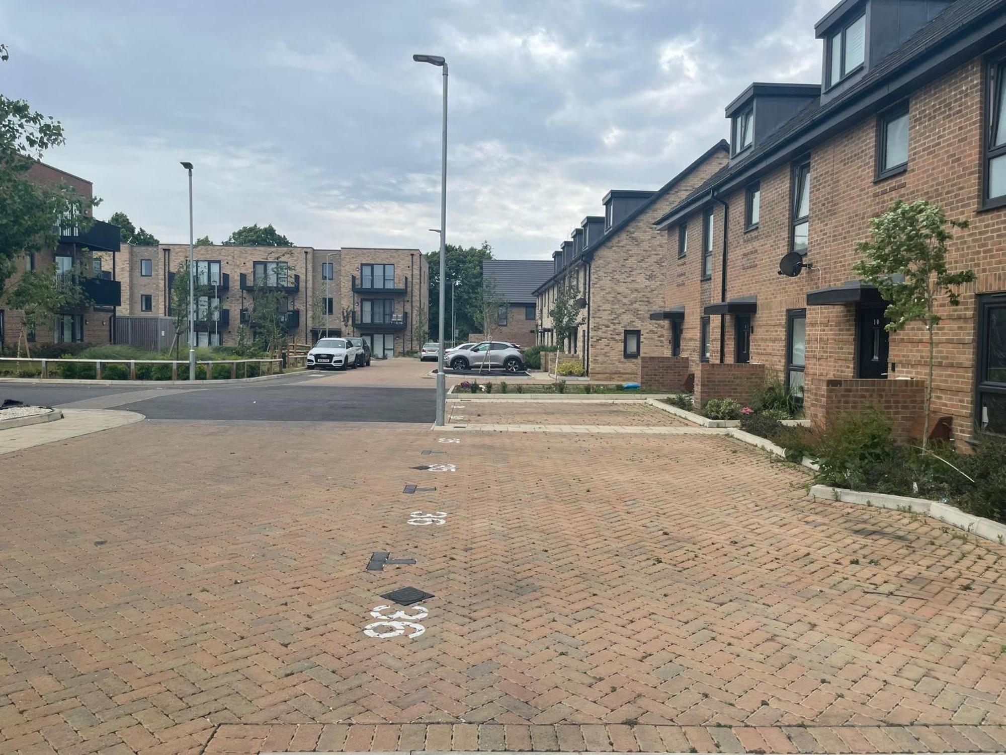 Rendezvous Apartment Romford Bagian luar foto